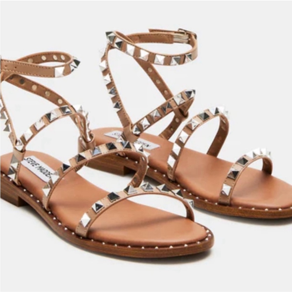Steve Madden Travel ankle wrap studded sandal size 9